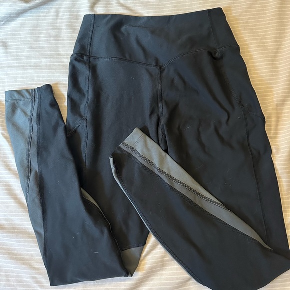 Nike Dri-Fit women’s leggings - Picture 3 of 3
